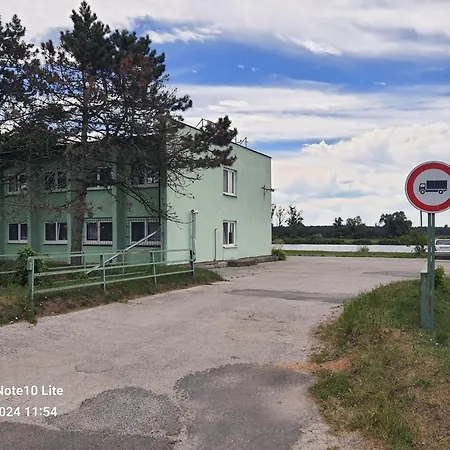 Motorest U Janíčkov